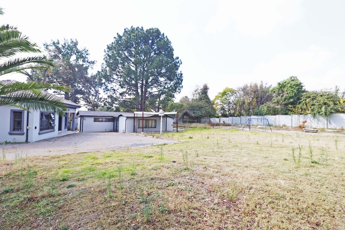 Prime Vacant Land Opportunity in a Secure Boomed-Off Area of Bryanston FOR Sale - Photo 3