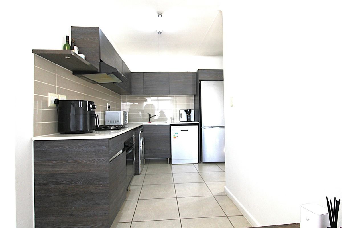 1 Bed 1 Bath - Photo 4