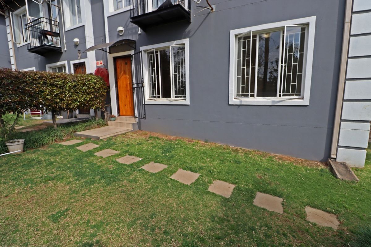 Charming One-Bedroom Ground-Floor Apartment in Ferndale - Photo 2