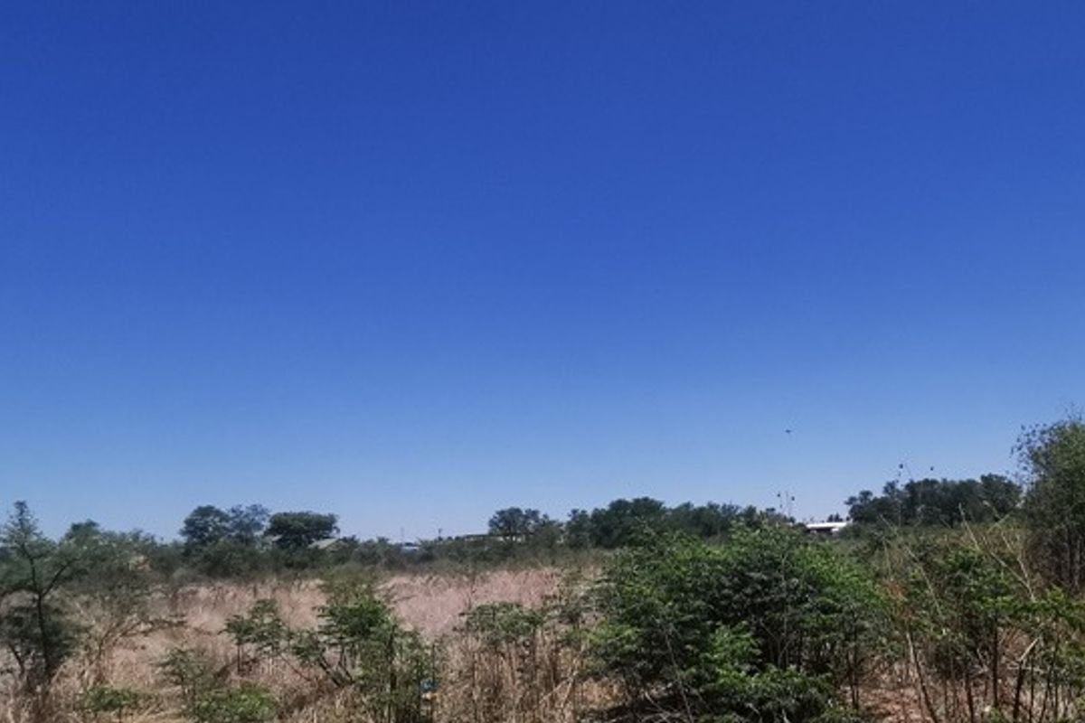 Vacant Land For Sale - Development Opportunity - Res 2 Zoning for 34 Units! - Photo 4