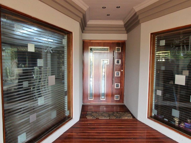 Your dream house is waiting for you!! - Photo 8