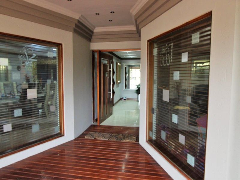 Your dream house is waiting for you!! - Photo 7