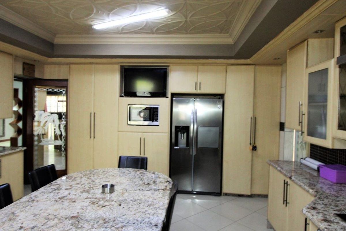 Your dream house is waiting for you!! - Photo 4