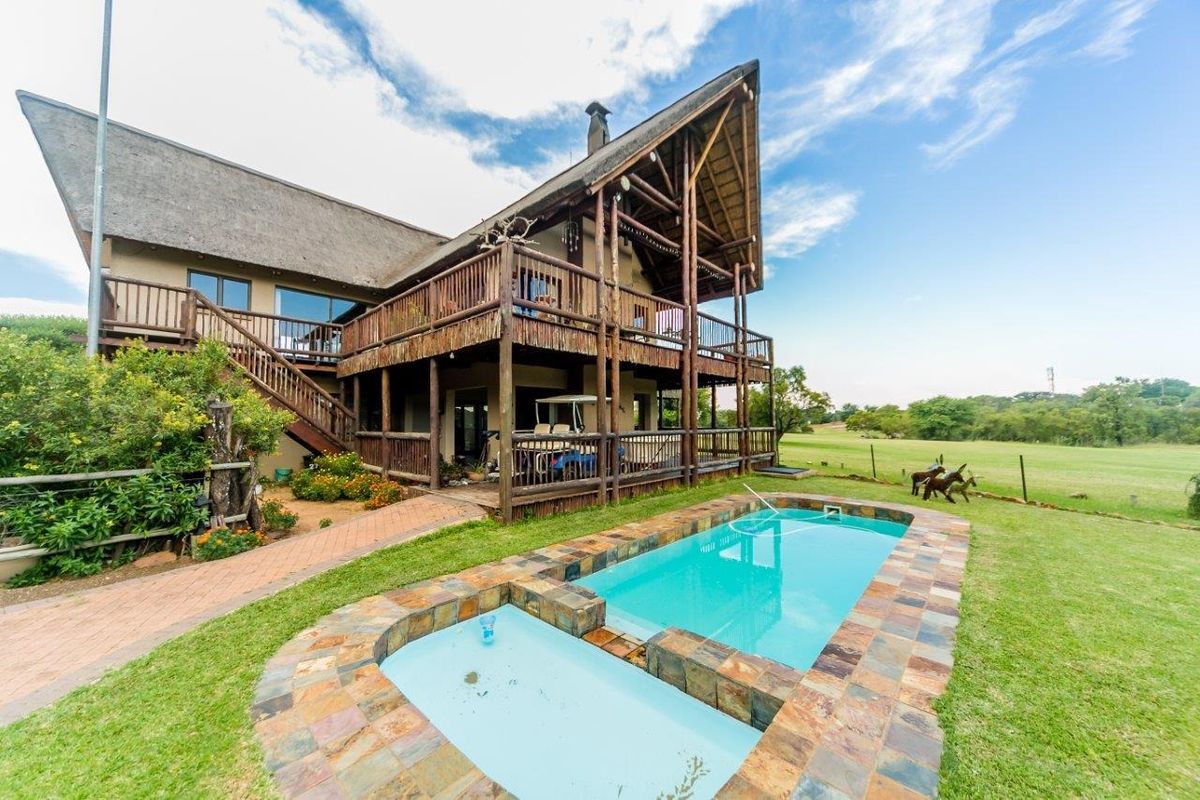 BEAUTIFUL HOUSE WITH 3 SELF CATERING CHALETS OR 3 RENTALS - Photo 5