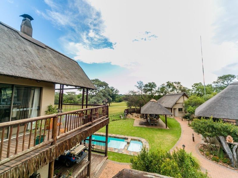 BEAUTIFUL HOUSE WITH 3 SELF CATERING CHALETS OR 3 RENTALS - Photo 6