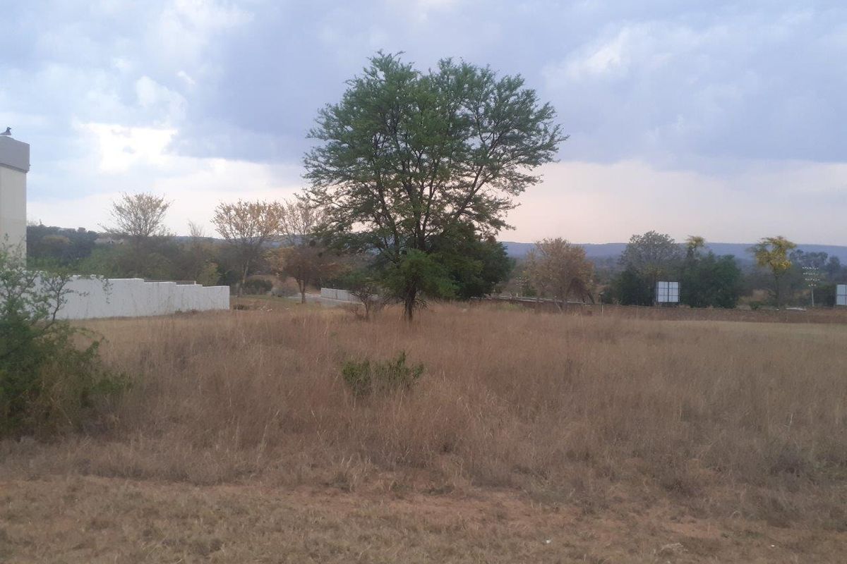 On the golf course - Photo 4