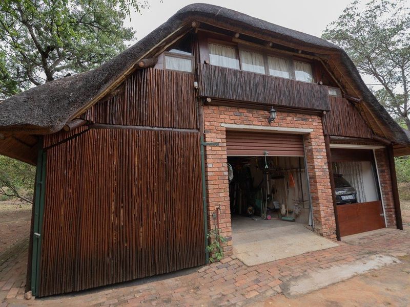Waterberg Property Heaven on earth !  Waterberg Eiendom Hemel op Aarde! - Photo 3
