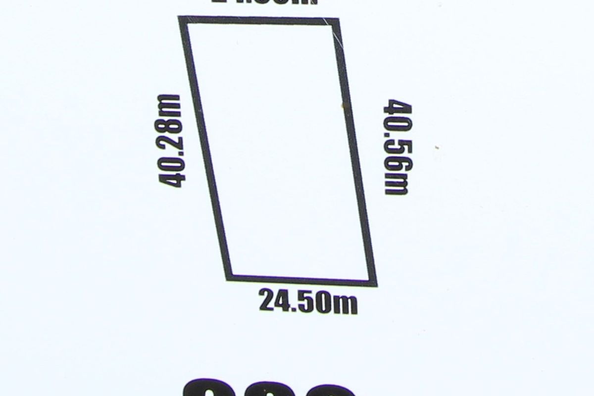 A 980 SQ M STAND ON THE POPULAR KORO CREEK GOLF ESTATE - Photo 3