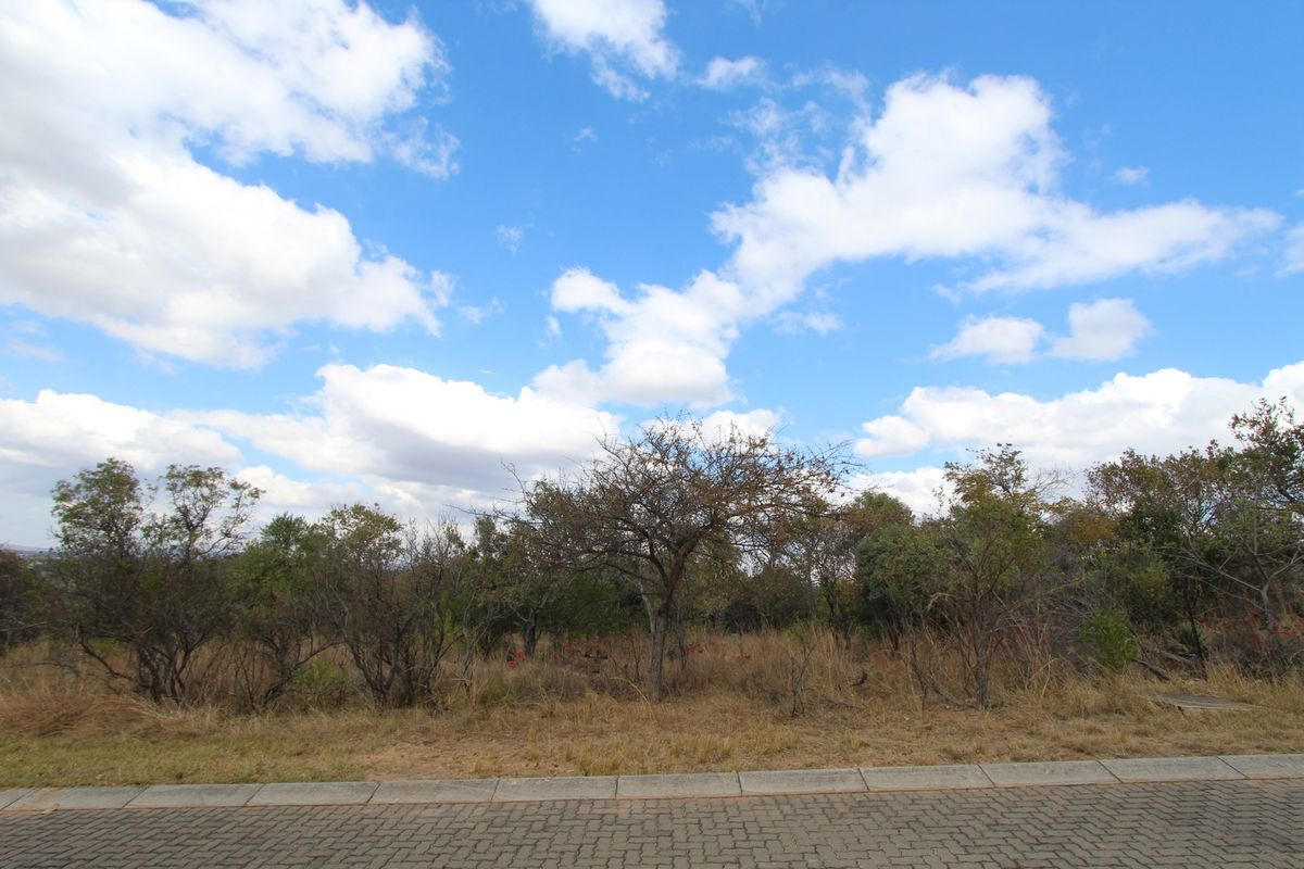 THIS 1350 SQ METER STAND ON THE AMAZING KORO CREEK GOLF ESTATE COULD BE YOURS. - Photo 4