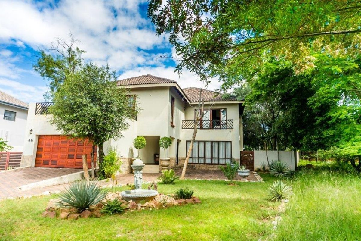 INVESTOR FIXER UPPER! - Photo 2