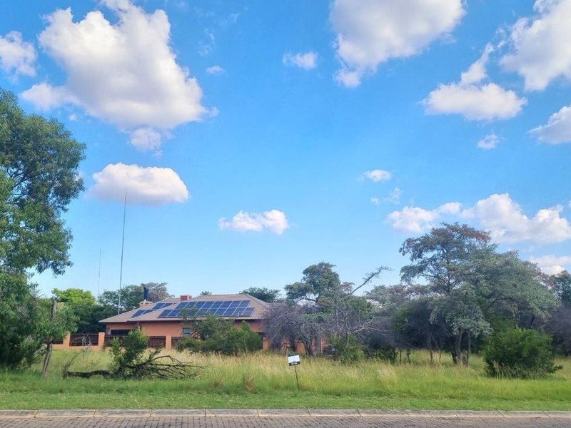 BUSHVELD BLISS: YOUR SANCTUARY AMIDST NATURE - Photo 7