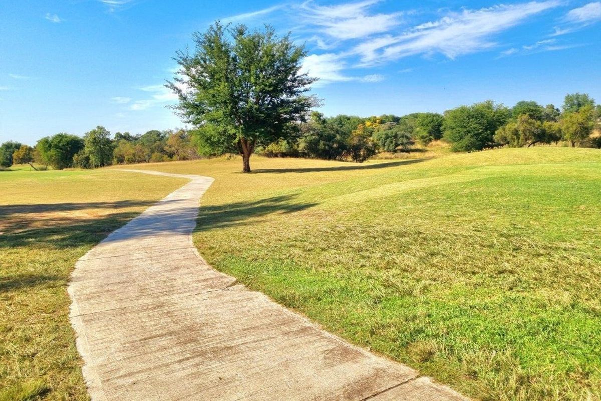 Unmatched Size, Unbeatable Price: Prime Golf Views in Koro Creek Golf Estate! - Photo 4