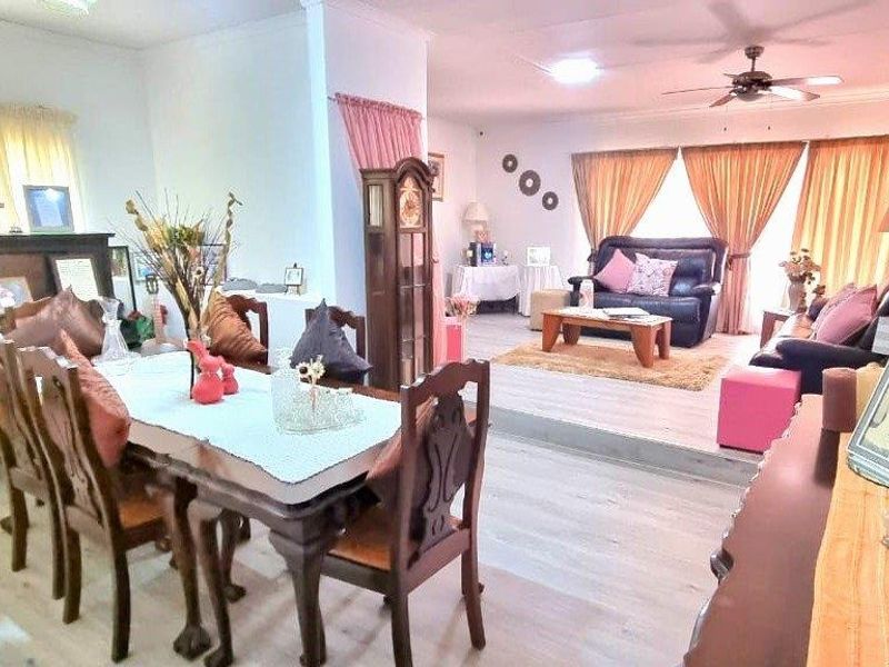 4 Bedroom home, 3420m2 stand! Prime area! Borehole! - Photo 6