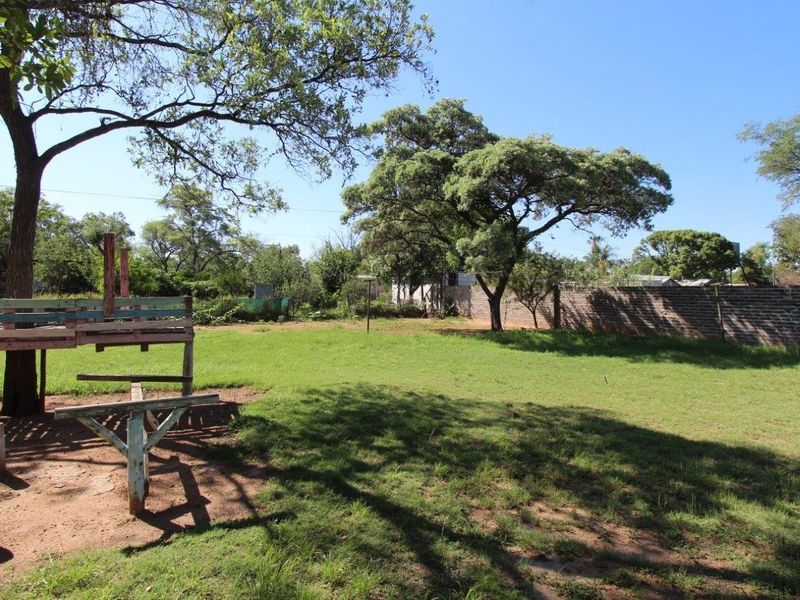 Discover Tranquil Living in Vaalwater! - Photo 10