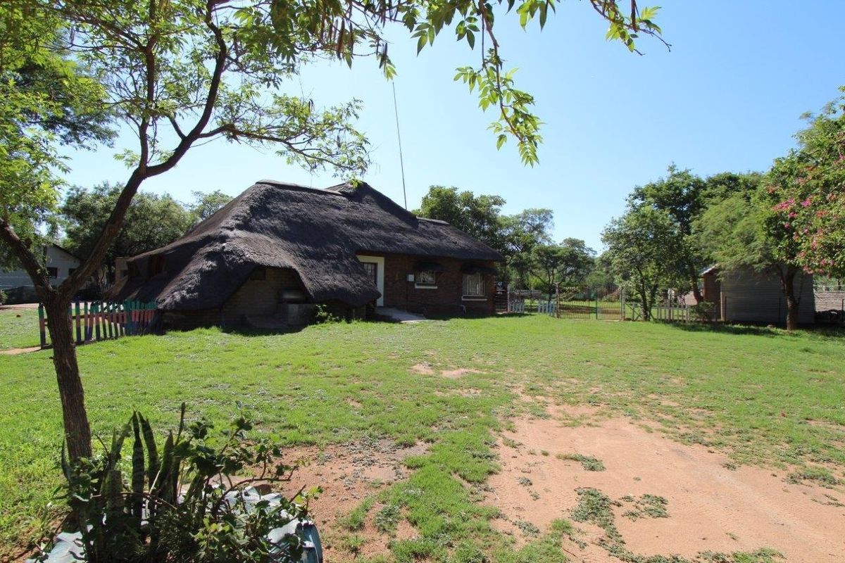 Discover Tranquil Living in Vaalwater! - Photo 4