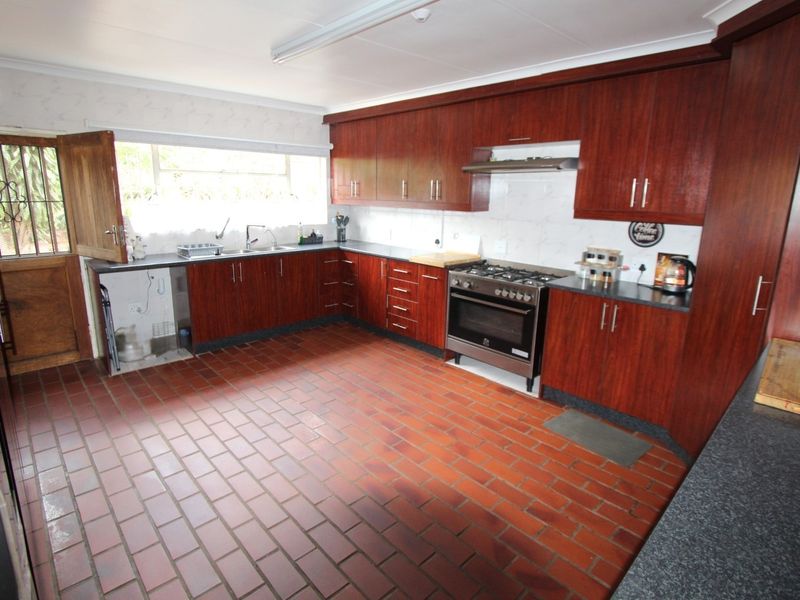 28ha Farm Near Modimolle with Arable Land, Boreholes & Top Infrastructure! - Photo 7