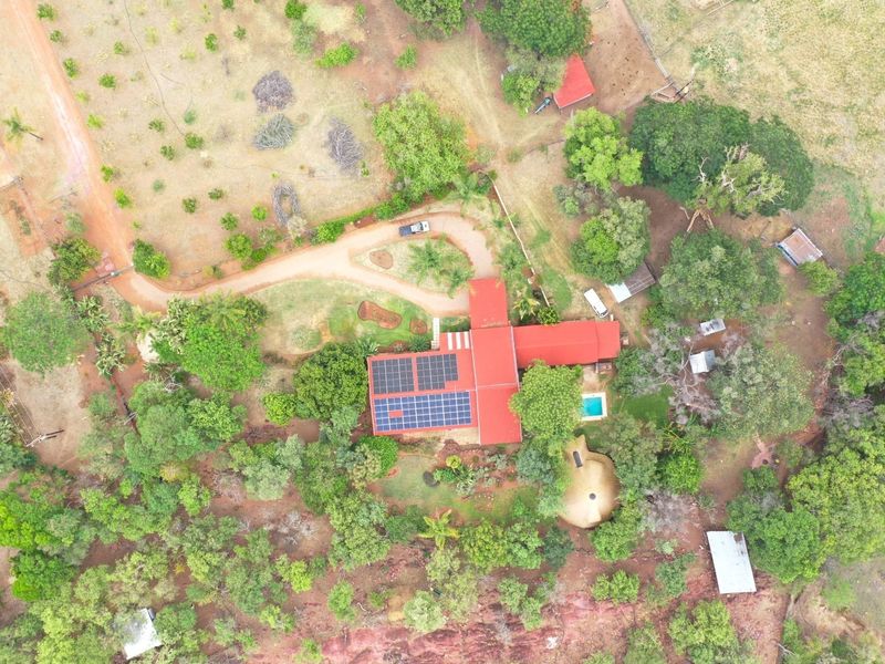 28ha Farm Near Modimolle with Arable Land, Boreholes & Top Infrastructure! - Photo 4