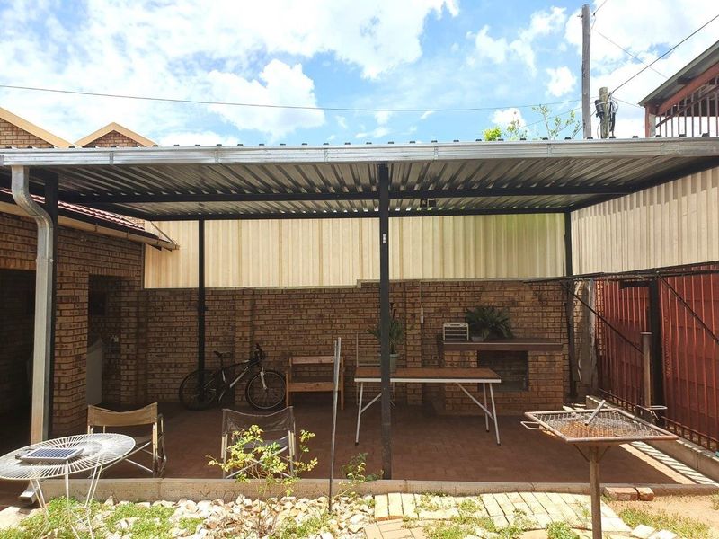 2 BEDROOM HOUSE FOR SALE!! - Photo 5