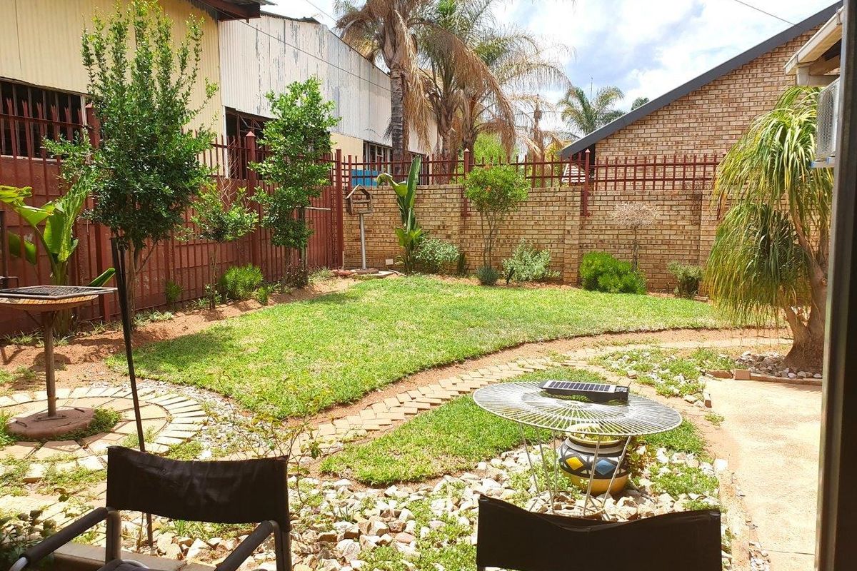 2 BEDROOM HOUSE FOR SALE!! - Photo 4