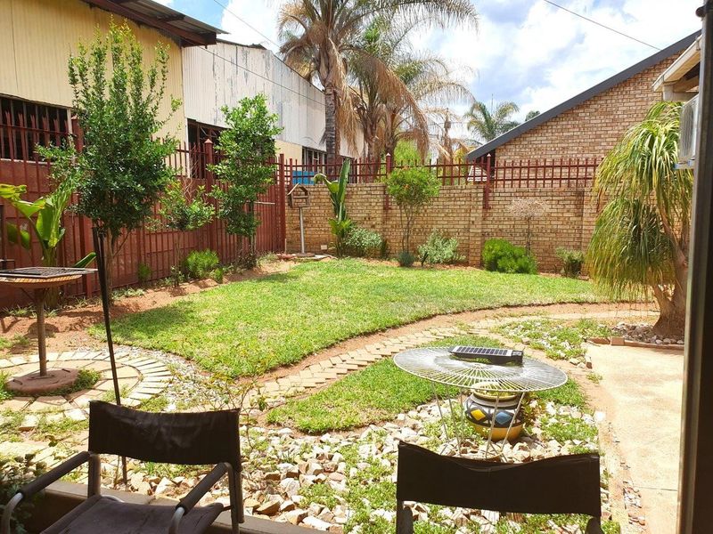 2 BEDROOM HOUSE FOR SALE!! - Photo 4