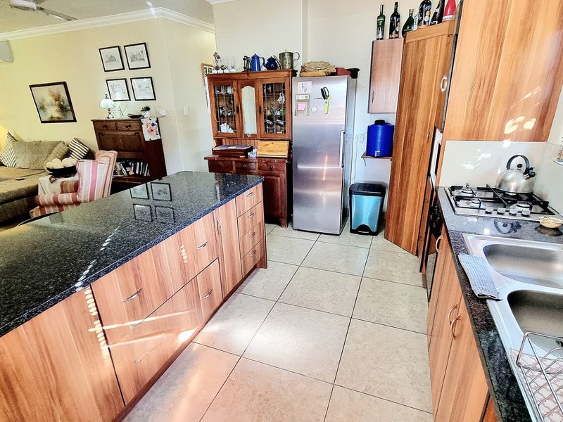 LET YOUR RETIREMENT BE YOUR HOLIDAY HOME FOREVER - Photo 9