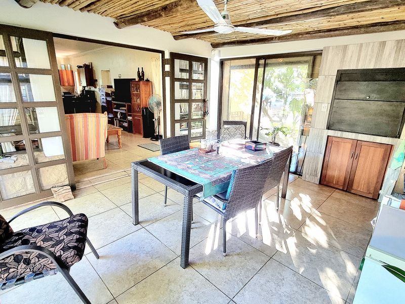 LET YOUR RETIREMENT BE YOUR HOLIDAY HOME FOREVER - Photo 4