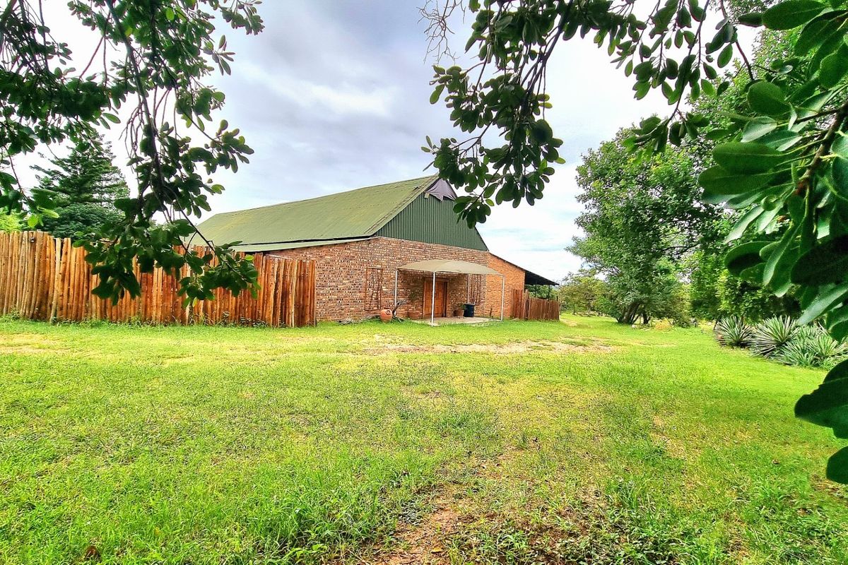 Off-The-Grid Exquisite Guest Farm – 70Ha For Sale - Photo 3