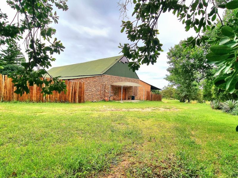 Off-The-Grid Exquisite Guest Farm – 70Ha For Sale - Photo 3