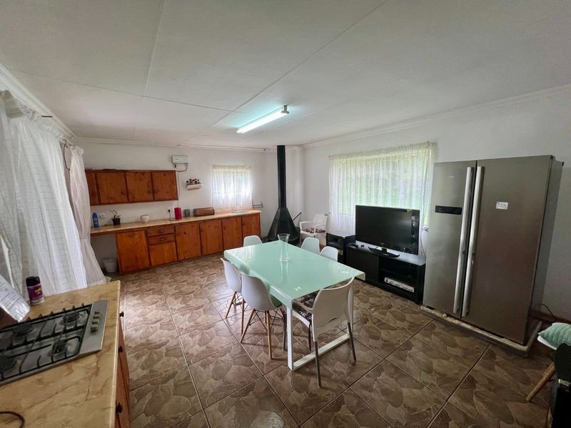 BEAUTIFUL 21HA FARM FOR SALE NEAR MODIMOLLE – PRIME LOCATION ON R101 - Photo 6