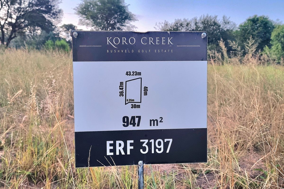 A vacant residential stand measuring 947 square meters located within the Koro Creek Bushveld Golf Estate.
