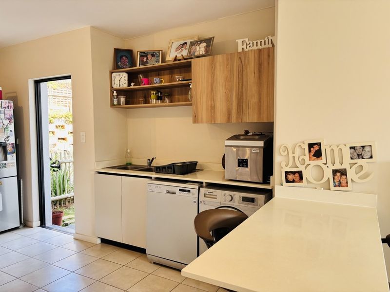 Where Coastal Living Meets Smart Investing - Photo 4