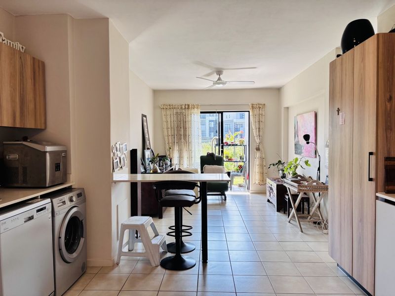 Where Coastal Living Meets Smart Investing - Photo 5