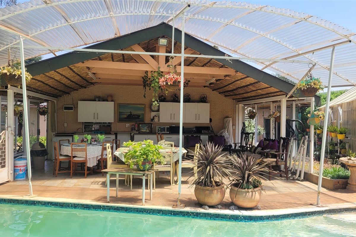 Room to Grow, Space to Thrive / Ruimte om te Groei, Plek om te Leef - Photo 2