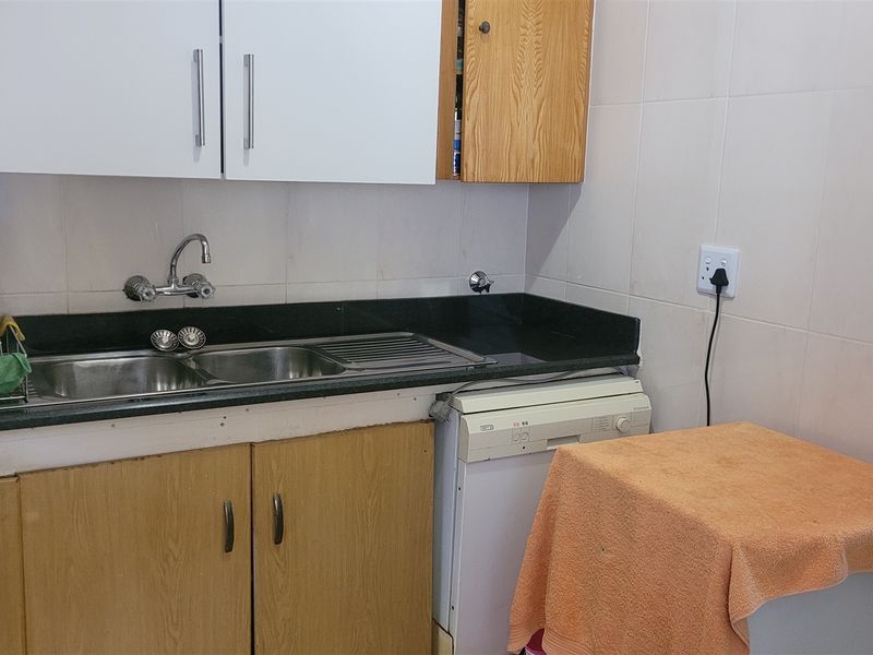 Room to Grow, Space to Thrive / Ruimte om te Groei, Plek om te Leef - Photo 10