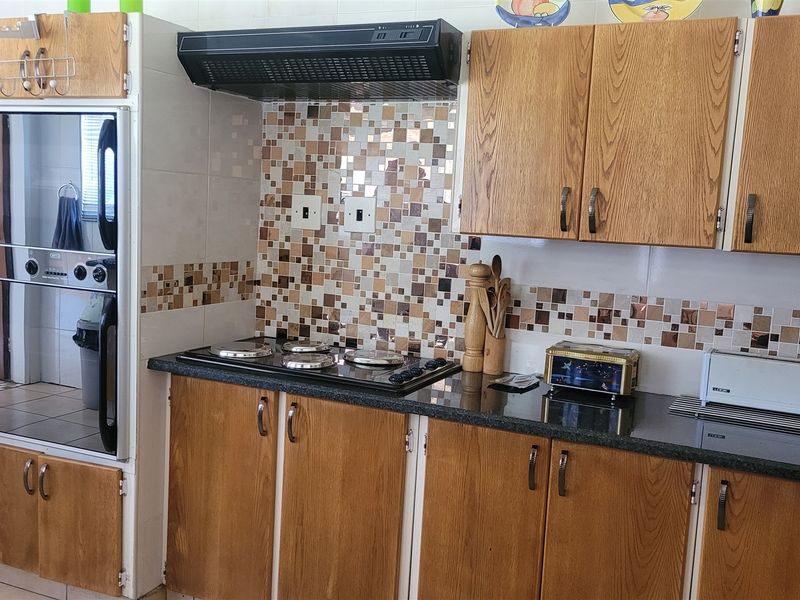 Room to Grow, Space to Thrive / Ruimte om te Groei, Plek om te Leef - Photo 9