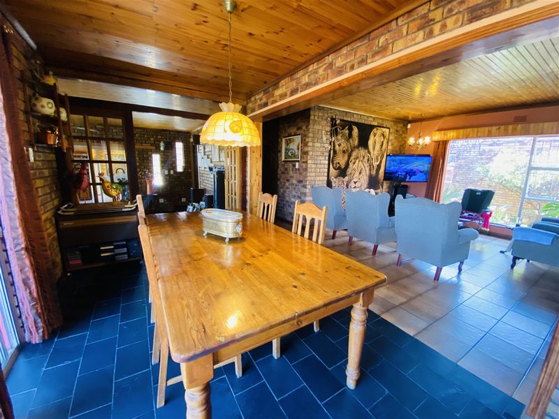 Low maintanance facebrick family home - Photo 8