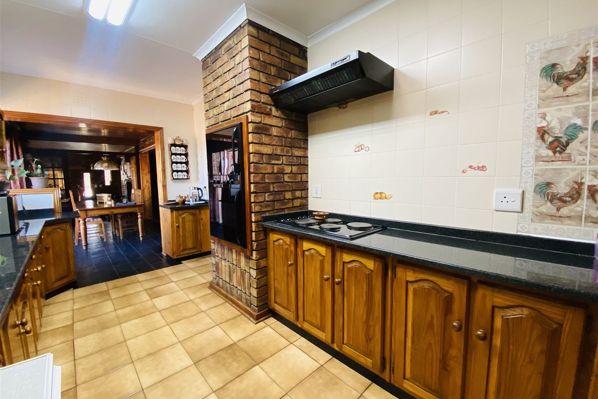 Low maintanance facebrick family home - Photo 2