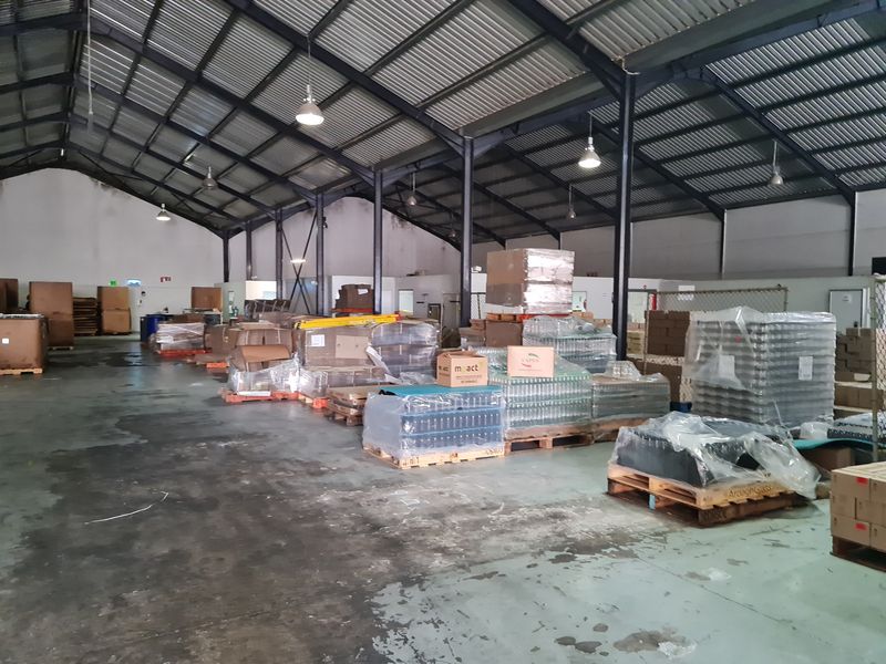 1570m2 Industrial Warehouse To Let in Asla Park, Strand. - Photo 5