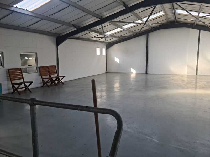 447m2 Factory Warehouse with Under Roof Parking Area TO LET in Saxenburg Park 1. - Photo 9