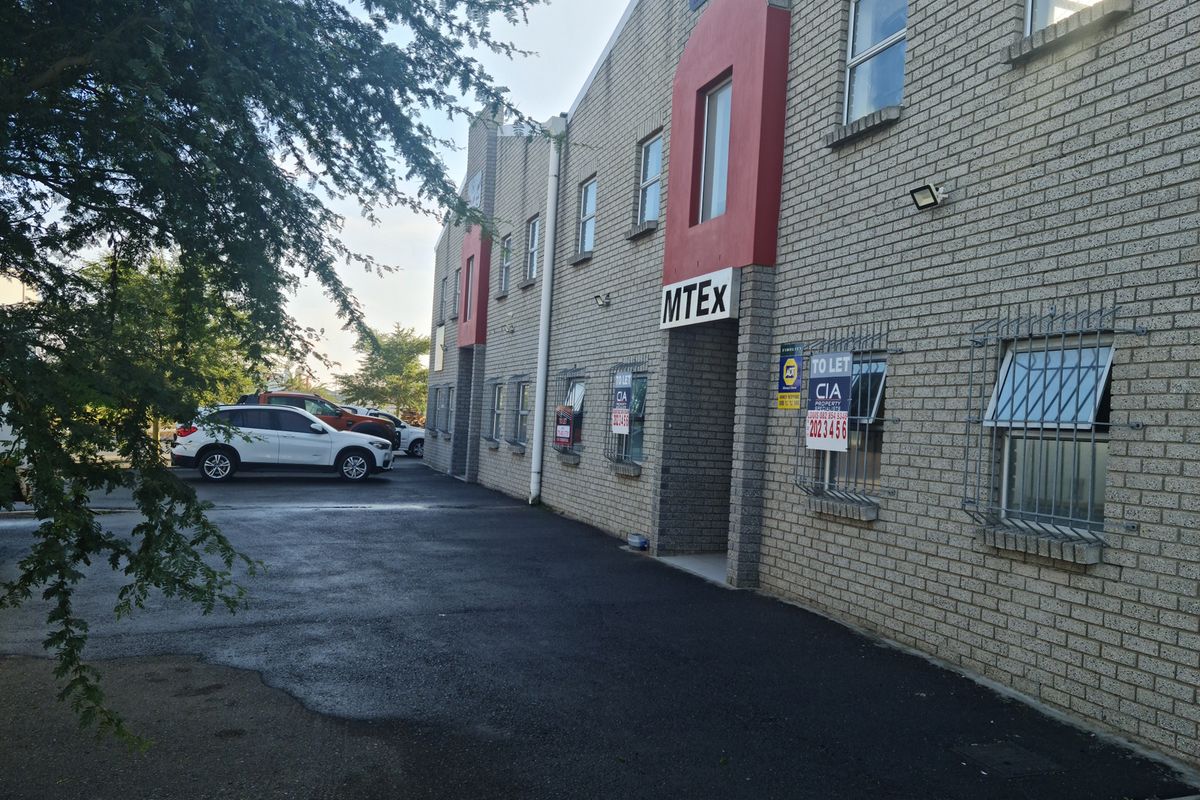 447m2 Factory Warehouse with Under Roof Parking Area TO LET in Saxenburg Park 1. - Photo 2