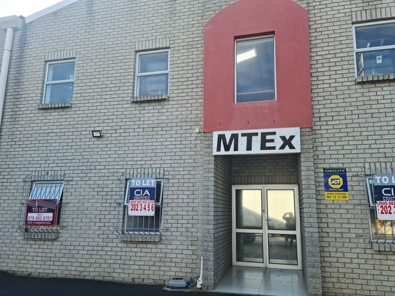 447m2 Factory Warehouse with Under Roof Parking Area TO LET in Saxenburg Park 1. - Photo 5