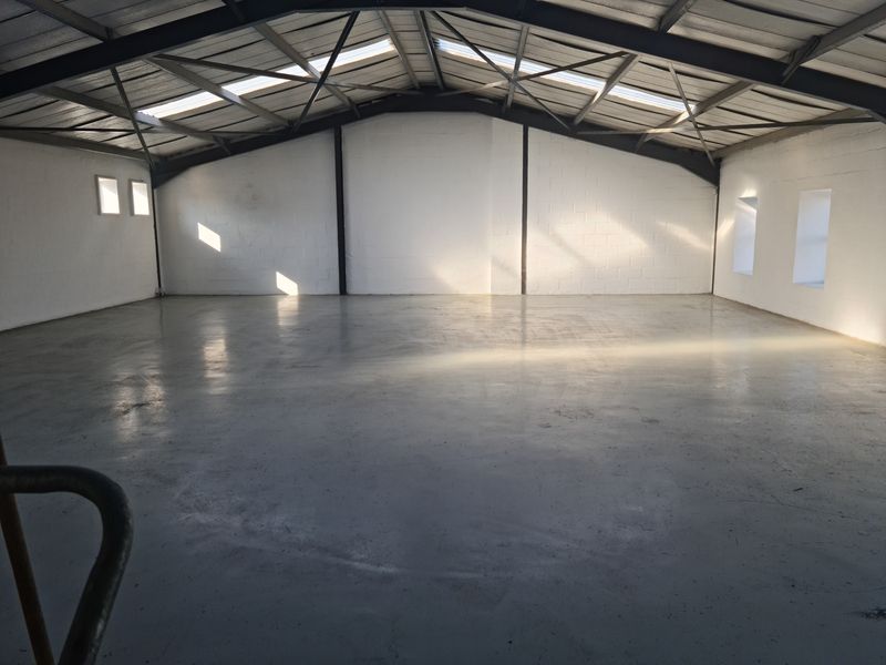 447m2 Factory Warehouse with Under Roof Parking Area TO LET in Saxenburg Park 1. - Photo 3