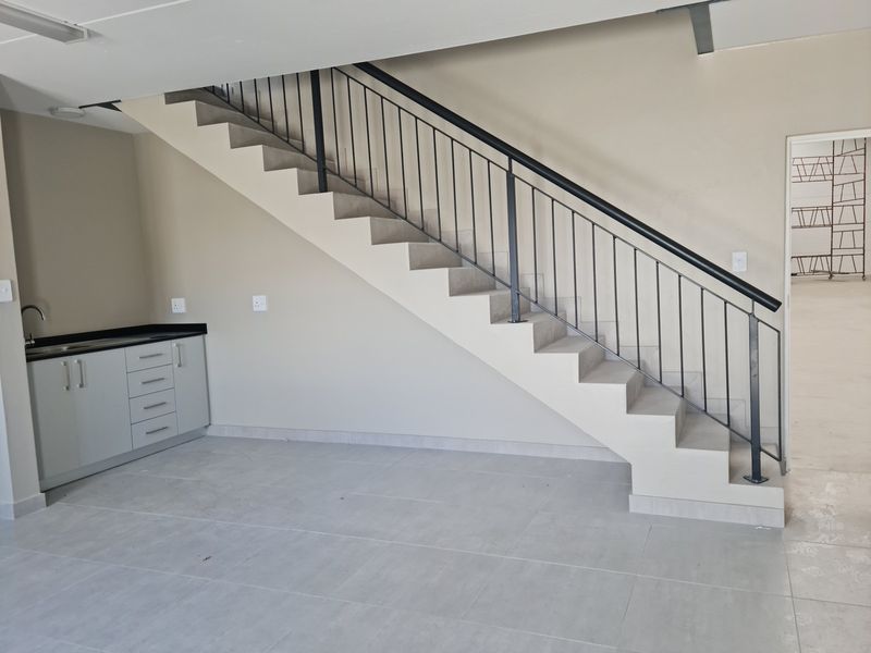 Brand New 484m2 Industrial Warehouse To Let in Firgrove , Somerset West. - Photo 7