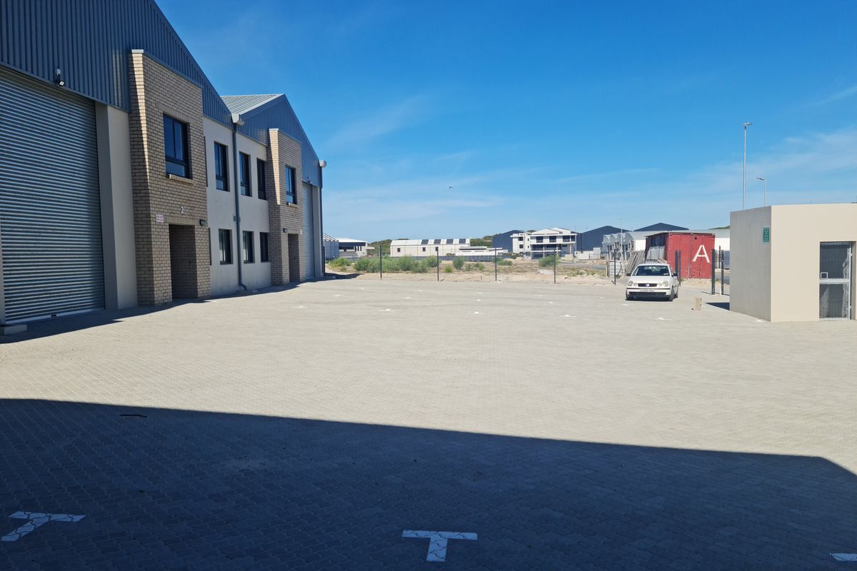 Brand New 484m2 Industrial Warehouse To Let in Firgrove , Somerset West. - Photo 2
