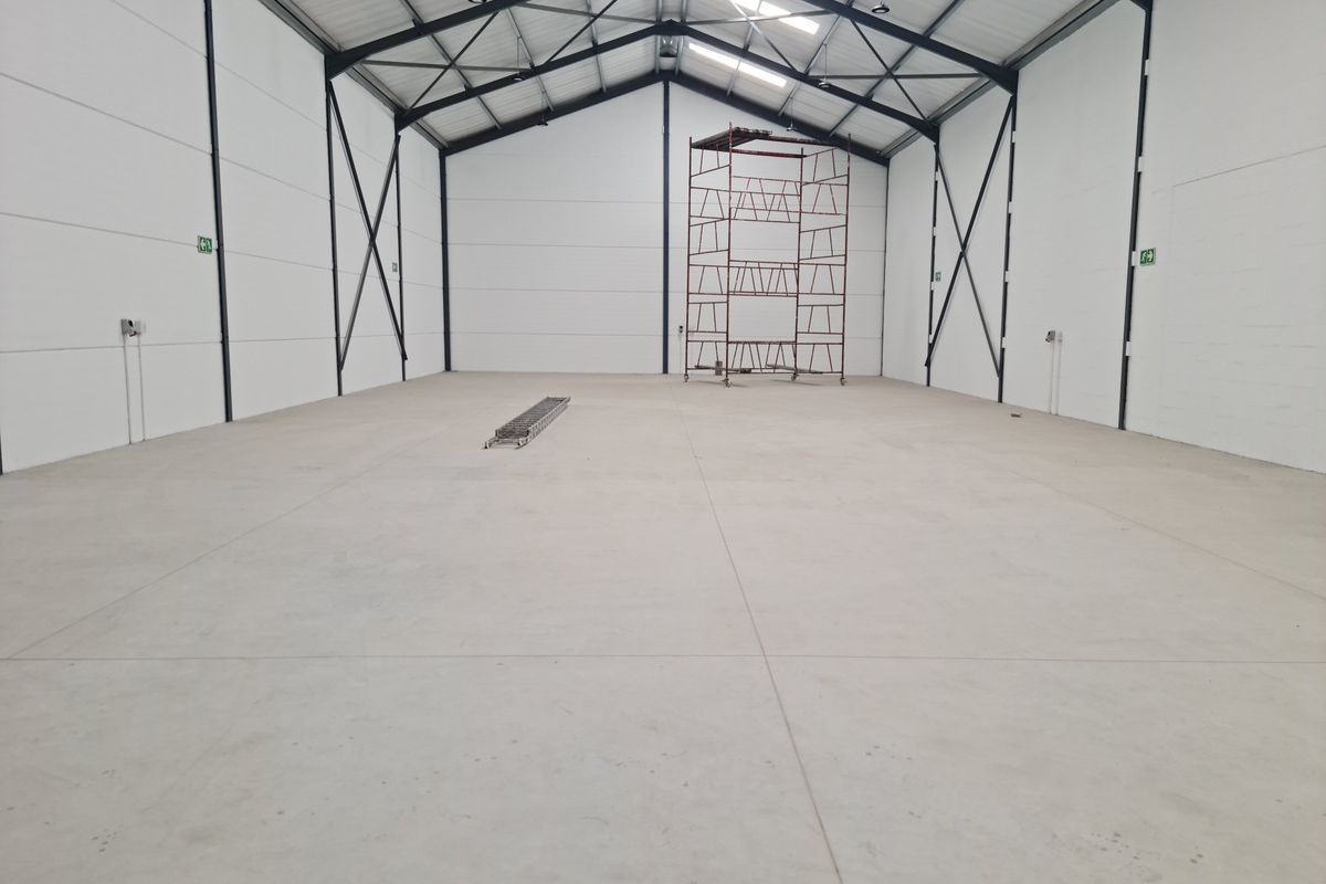 Brand New 484m2 Industrial Warehouse To Let in Firgrove , Somerset West. - Photo 4