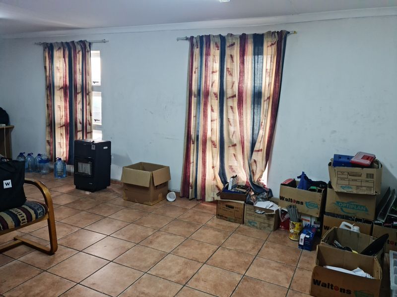 Warehouse To Let in Blackheath Industrial - 401m2 - Photo 8