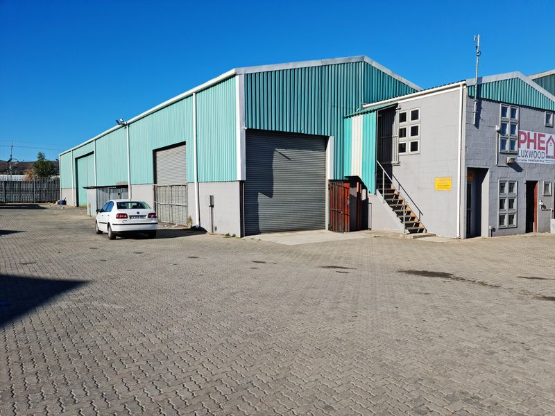3000m2 Industrial Investment Property for sale in Blackheath. - Photo 8