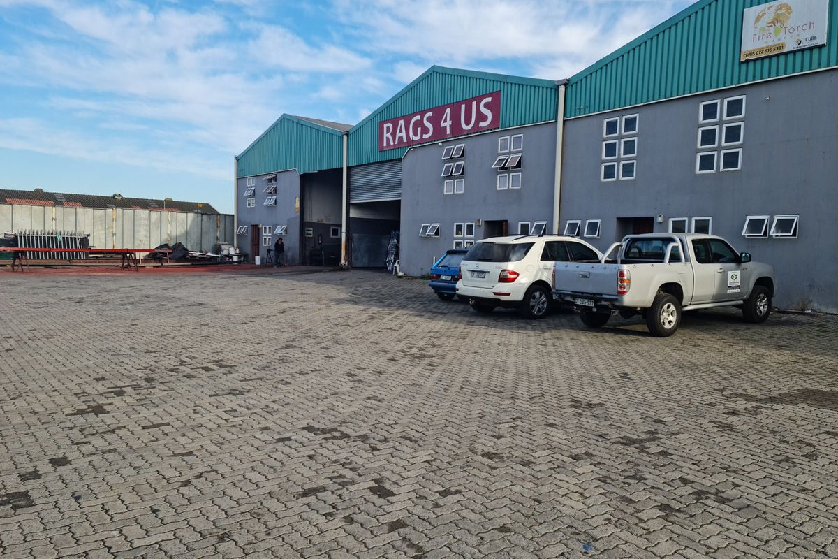 3000m2 Industrial Investment Property for sale in Blackheath. - Photo 4