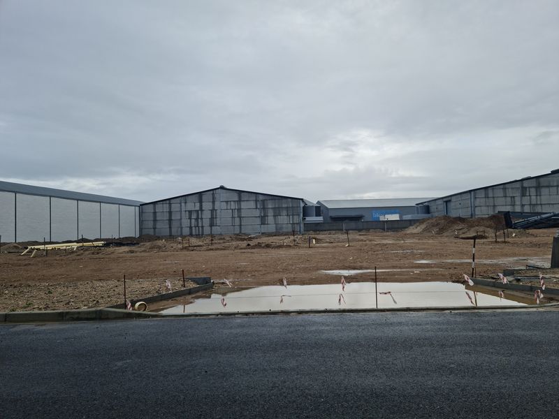 Brand New 768m2 Industrial Warehouse To Let in Firgrove , Somerset West. - Photo 7