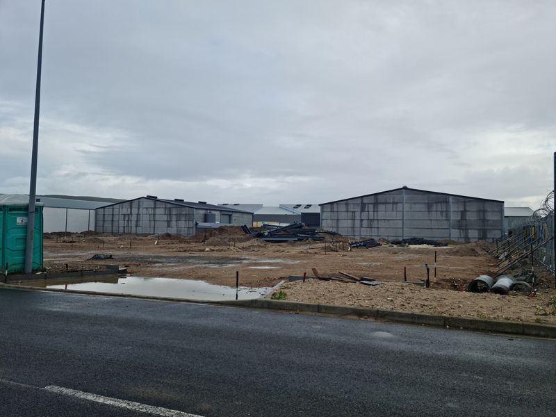 Brand New 768m2 Industrial Warehouse To Let in Firgrove , Somerset West. - Photo 6